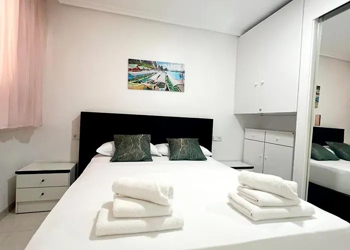 Holiday Apartment Апартаменты