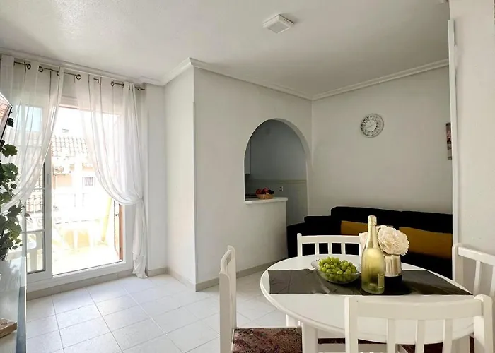 Holiday Apartment * Торевьиа