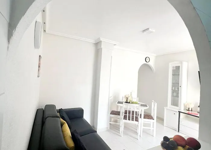 Апартаменты Holiday Apartment *